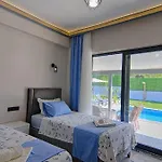 Luxury Detached With Large Garden And Private Pool In Goecek Inlice