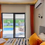 Luxury Detached With Large Garden And Private Pool In Goecek Inlice 别墅 *