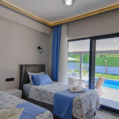 Luxury Detached With Large Garden And Private Pool In Goecek Inlice
