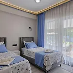 빌라 Luxury Detached With Large Garden And Private Pool In Goecek Inlice 페티예