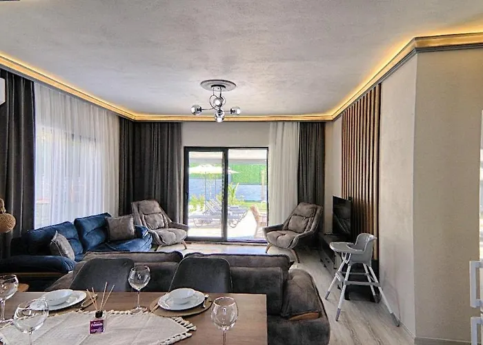 Luxury Detached With Large Garden And Private Pool In Goecek Inlice * Fethiye